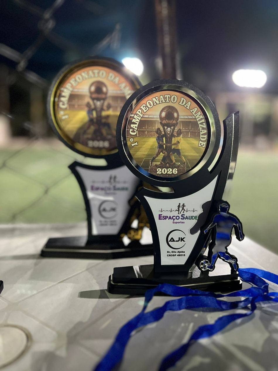 Troféus do 1º Campeonato da Amizade 2026 — Espaço Saúde Esportes.