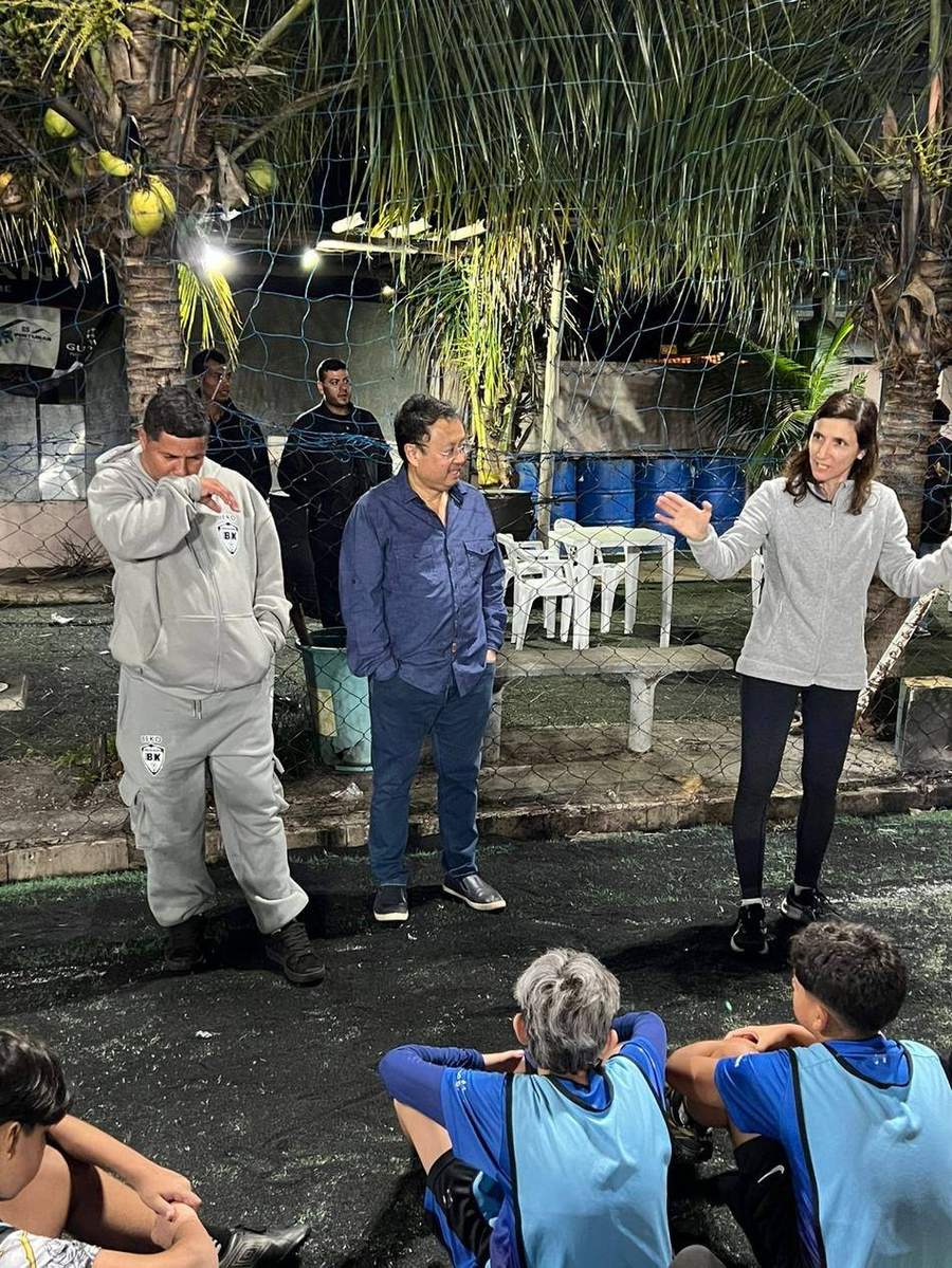 Visita do vereador Élio Ajeka à Escolinha de Futebol Espaço Saúde.
